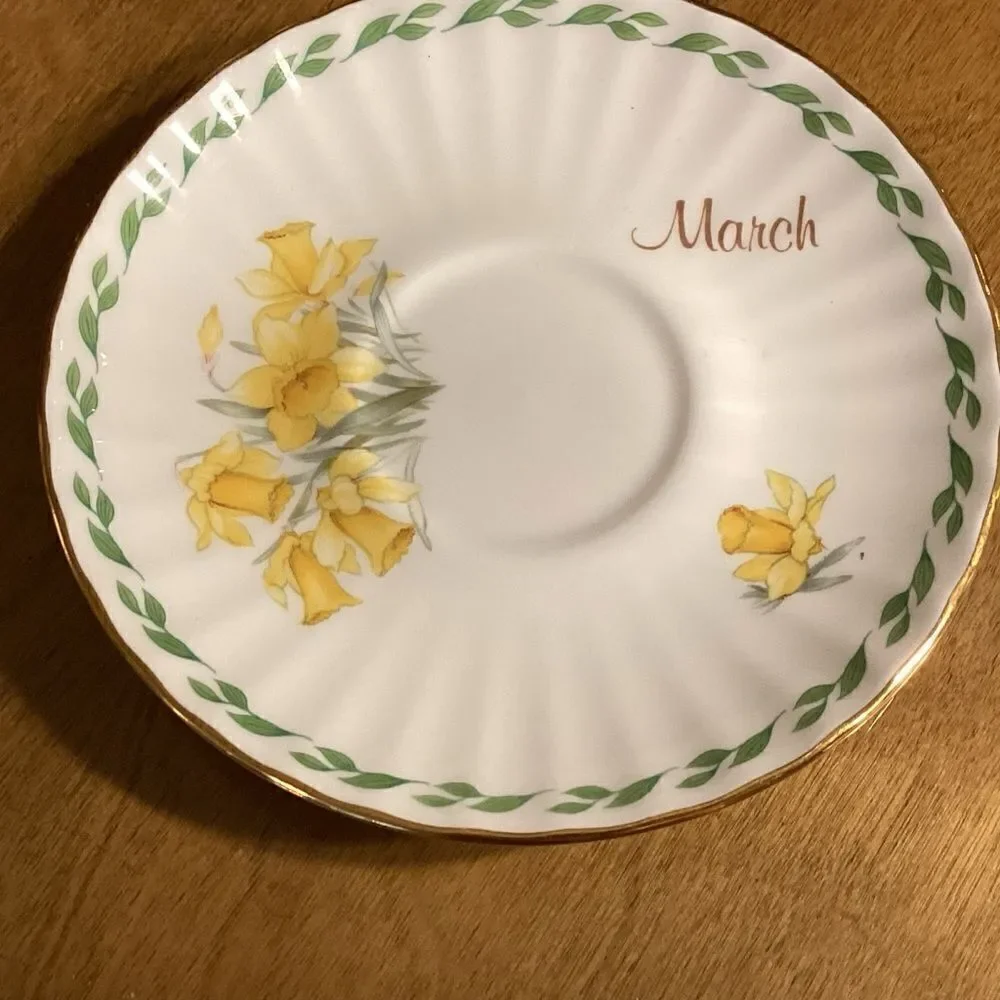 Golden Crown E&R English China Saucer